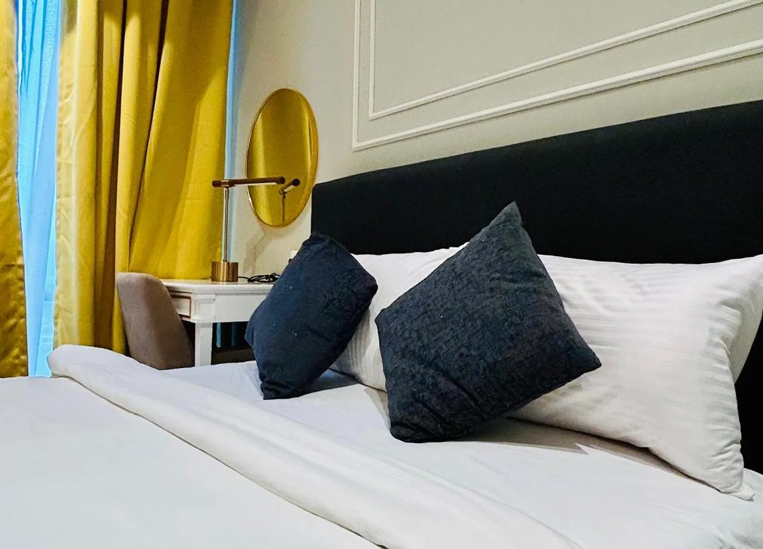 Axon Suites Kl Pavilion Kuala Lumpur Apartment