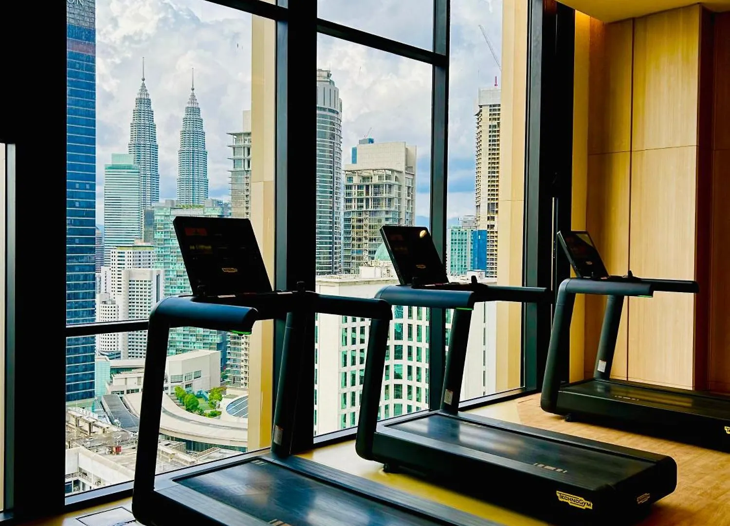 Axon Suites Kl Pavilion Kuala Lumpur